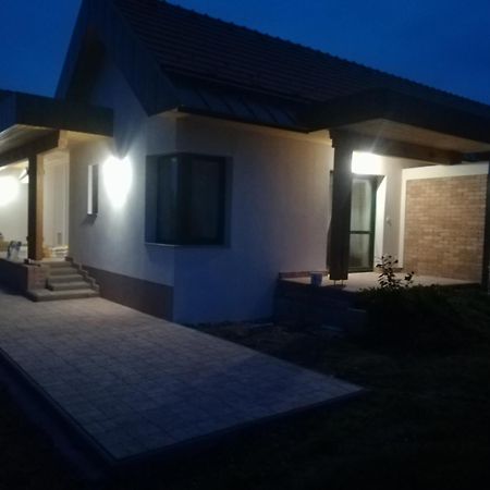 Ferienwohnung Edina Vendeghaz-Gyenesdiás Exterior foto