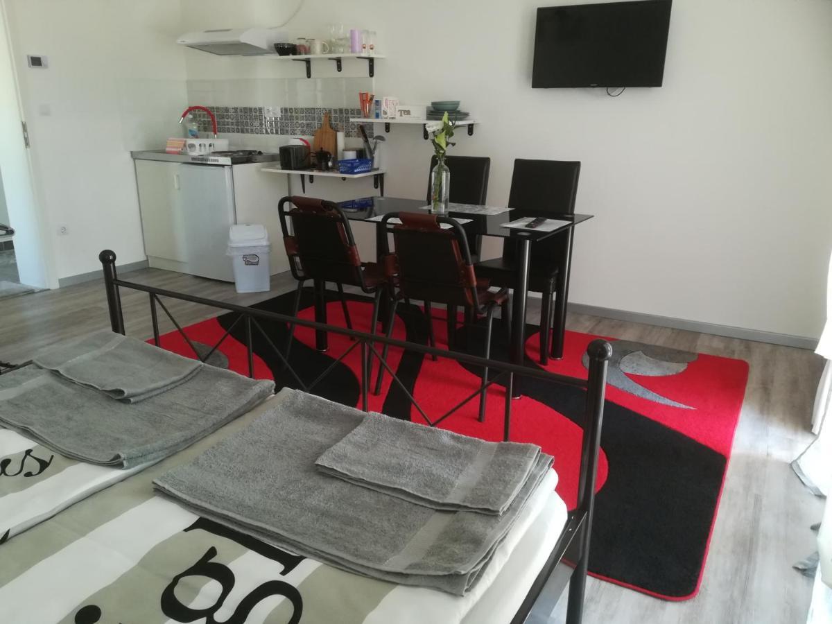Ferienwohnung Edina Vendeghaz-Gyenesdiás Exterior foto