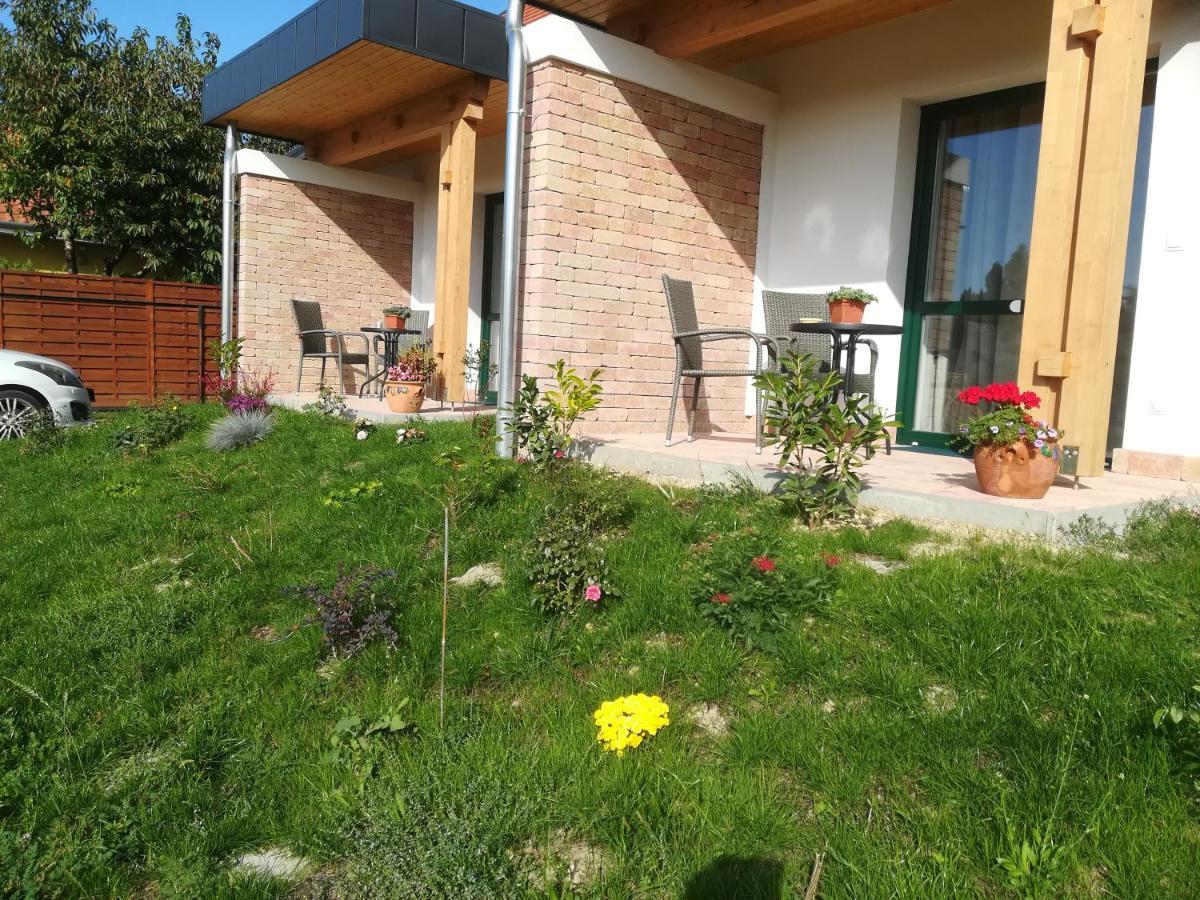 Ferienwohnung Edina Vendeghaz-Gyenesdiás Exterior foto