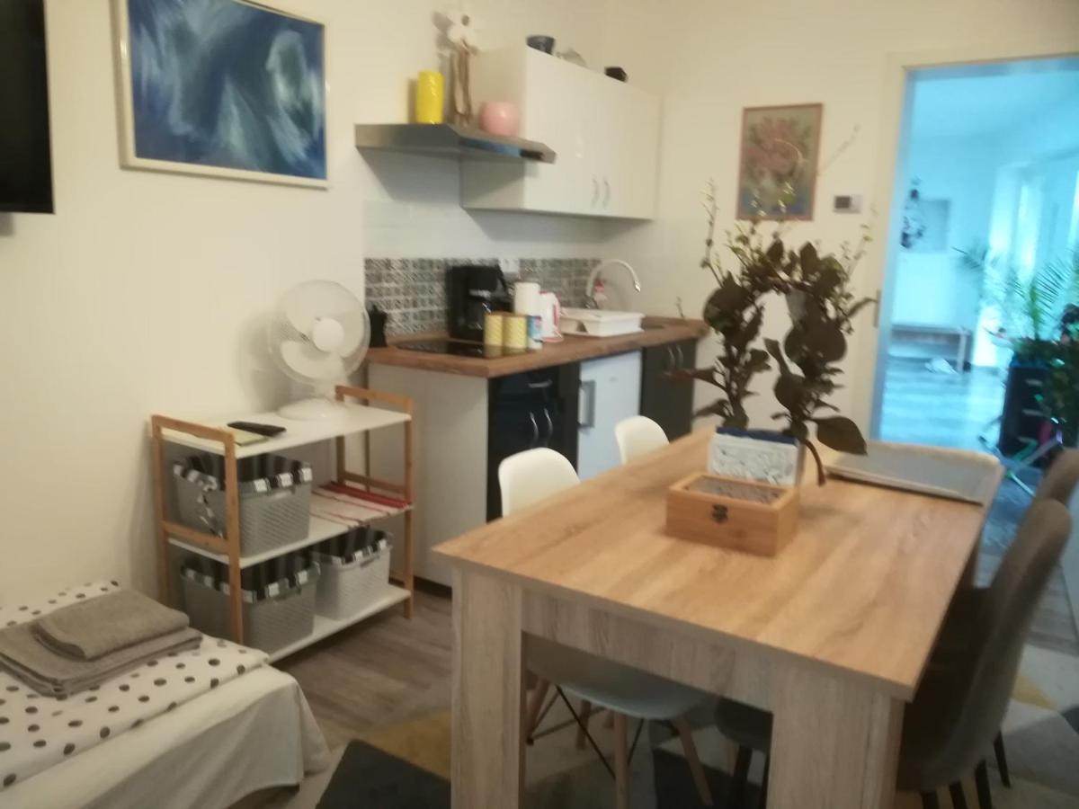 Ferienwohnung Edina Vendeghaz-Gyenesdiás Exterior foto