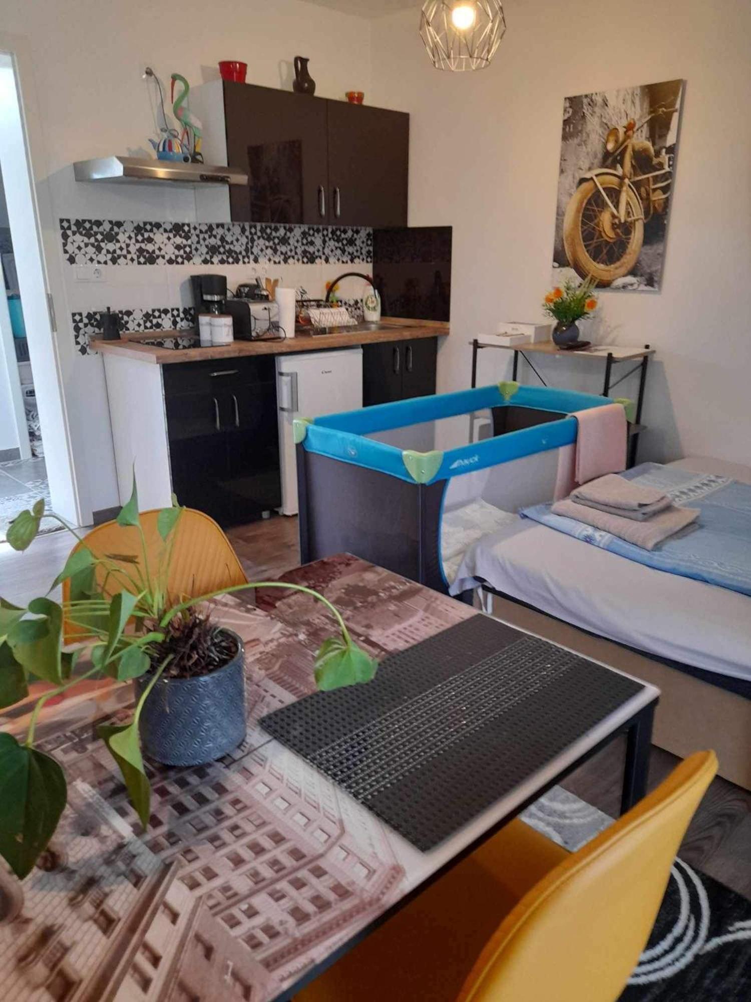Ferienwohnung Edina Vendeghaz-Gyenesdiás Exterior foto
